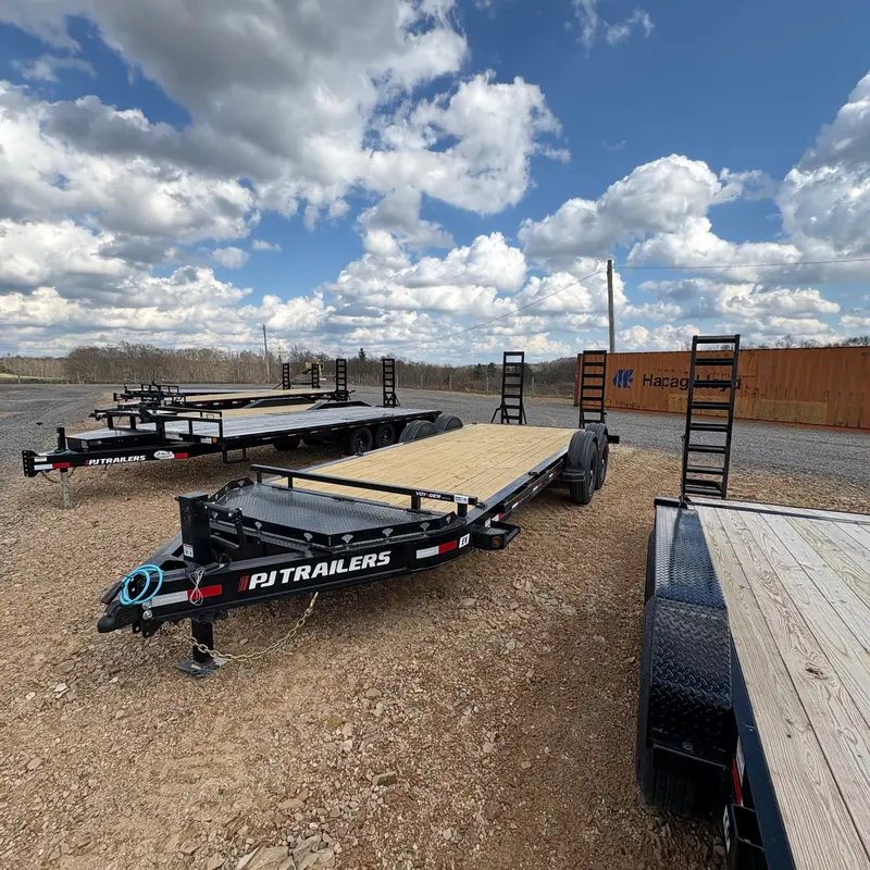 2026 Pj 7X20 Ev Equipment Trailer With Heavy-Duty 14-Ply Tires And Stand-Up Ramps 1