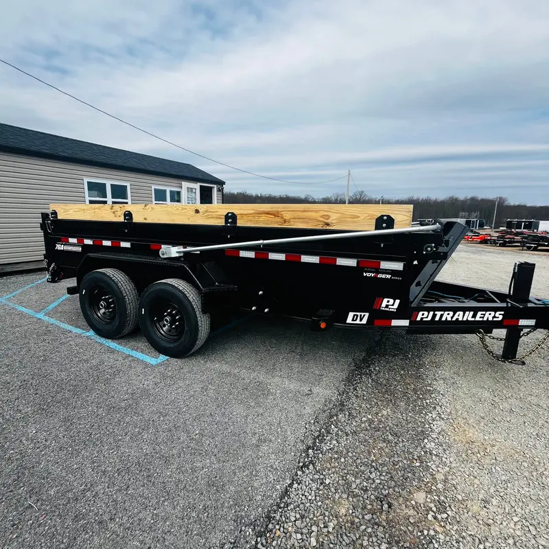 2026 Pj Dv Series 7' X 14' Dump Trailer – 15,400 Lb Gvwr, Swing-Arm Tarp & Loading Ramps 1