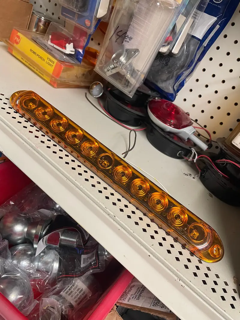 Amber Led Taillight For Trailers And Utility Vehicles 1