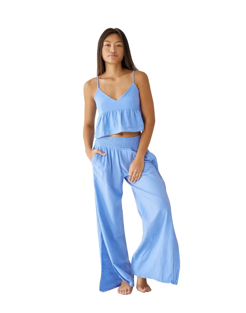Blanco Crochet-Trimmed Wide-Leg Pant With Side Slit 1