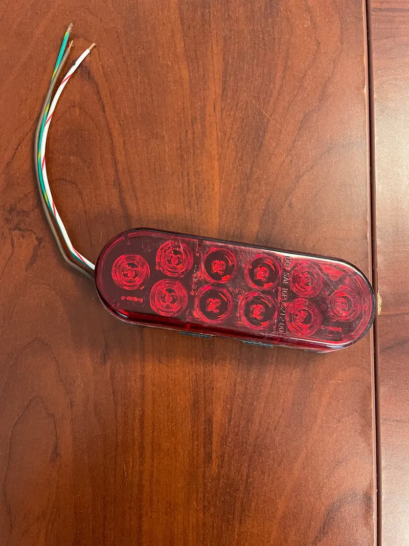Car-Mate Sst Series Led Taillight – Slim Profile, High-Visibility Illumination 1