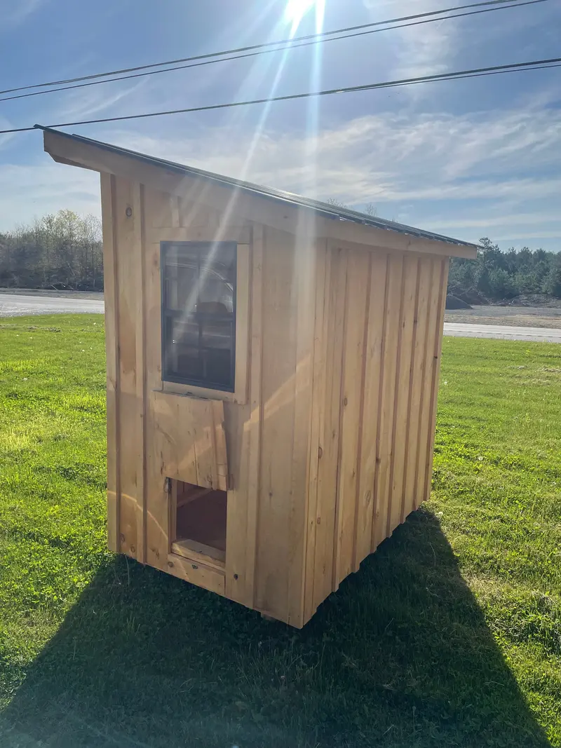 Compact 4 Ft X 6 Ft Chicken Coop – Portable Backyard Poultry Housing 1