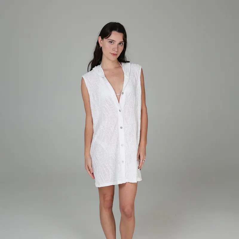 Ipanema Sleeveless Hoodie With Button-Front Closure 1