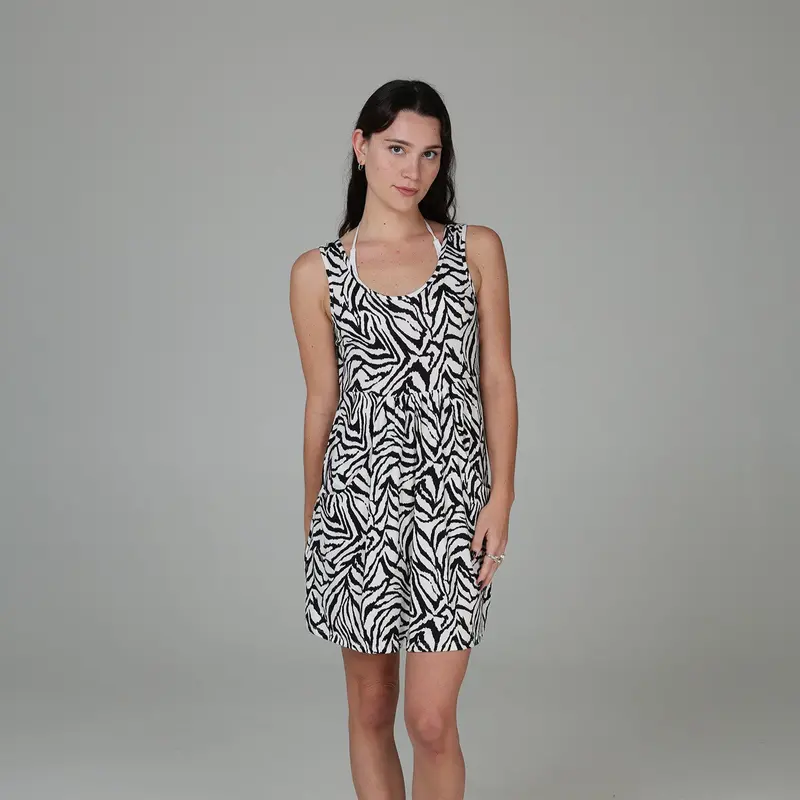 Mauritius Deep-Pocket Shift Dress 1