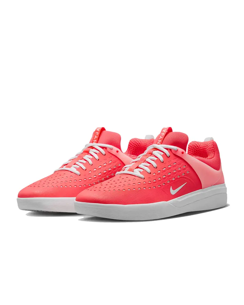 Nike Sb Zoom Nyjah 3 Performance Skate Shoes 1