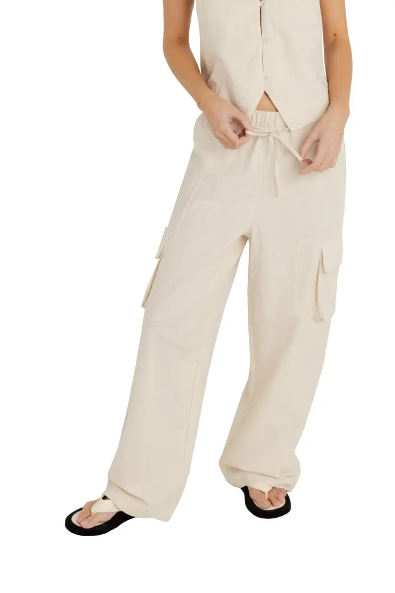 Rhythm Cove Cargo Pant – Functional Summer Travel Pants For Men 1